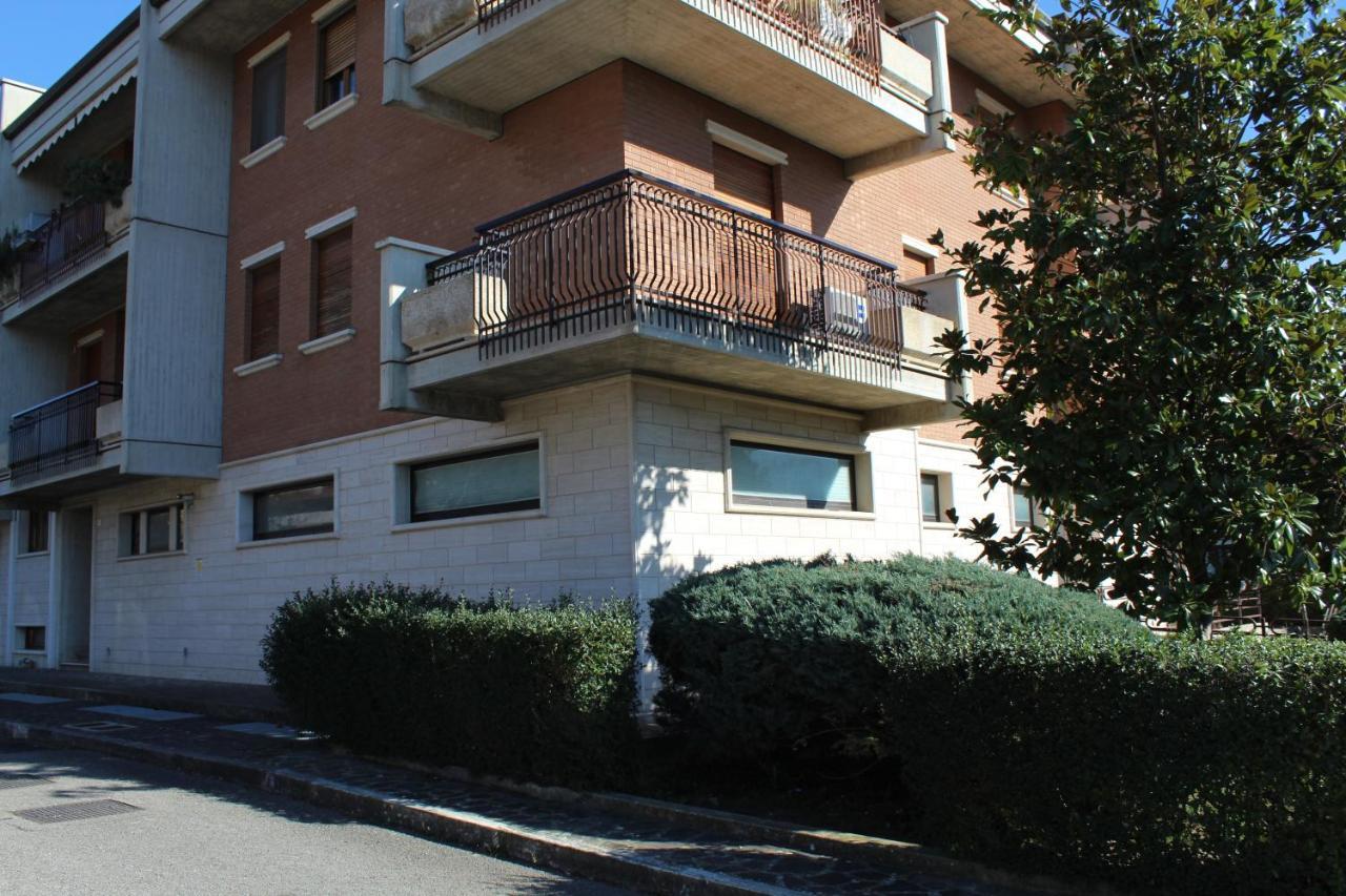 Casa Vacanze Vanda Assis Exterior foto